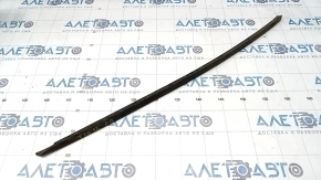 Right windshield molding VW Tiguan 09-17 broken