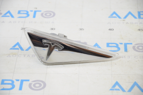 Turn signal in the wing front left Tesla Model S 12-20 chrome, chip, scratches