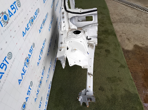 Quarter front right Subaru Forester 19- SK white, with central pillar