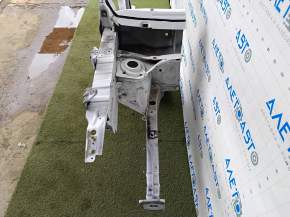 Quarter front right Jeep Cherokee KL 19-21 on the body, with the central pillar, pokes