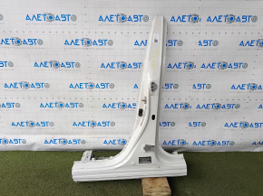 The central left body pillar of Subaru Forester 19-24 SK is sawn off