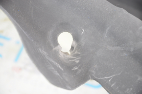 Soundproofing rear engine rear part Tesla Model S 12-20 torn fasteners