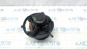 Motor fan heater VW Passat b8 16-19 USA broken housing