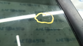 Door glass triangle rear right VW Tiguan 09-17 green tint, scratch, broken fastener