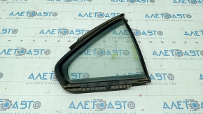 Suzuki Kizashi 10-15 rear right triangle door glass