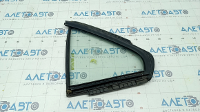 Suzuki Kizashi 10-15 rear right triangle door glass
