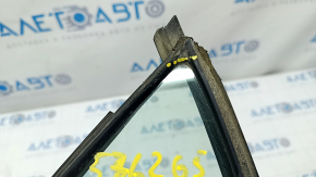 Door glass triangle rear left Mazda6 03-08 torn seal