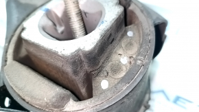 Rear subframe BMW X5 X6 E70 E71 07-13, 2 silents are torn, 5 silents are cracked