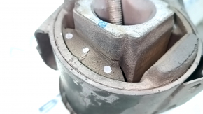 Rear subframe BMW X5 X6 E70 E71 07-13, 2 silents are torn, 5 silents are cracked