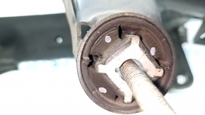 Rear subframe BMW X5 X6 E70 E71 07-13, 2 silents are torn, 5 silents are cracked