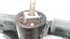 Rear subframe BMW X5 X6 E70 E71 07-13, 2 silents are torn, 5 silents are cracked
