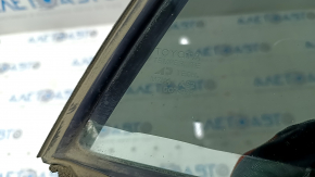 Door glass triangle rear right Toyota Avalon 05-12 scratch