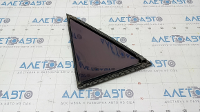 Glass door triangle rear right Lexus RX300 98-03 scratches