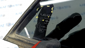 Door glass triangle with seal rear right Lexus RX300 RX330 RX350 RX400h 04-09 scratches