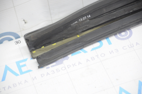 Roof trim left Tesla Model S 12-20 gloss, black, plugs on the edge, scratches, torn seal