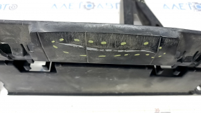 Rear bumper mount center BMW X5 E70 07-13 crack, dented