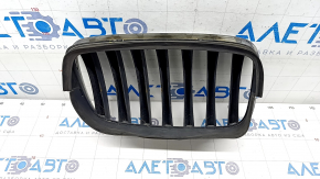 Radiator grill nostril left BMW X5 E70 07-13 broken fasteners
