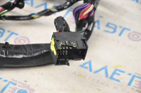 Wiring interior left Tesla Model S 12 - chip broken