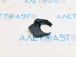 Fastening the neck of the washer reservoir Mazda 6 13-21