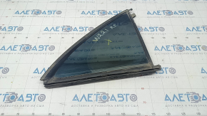 Mercedes W221 rear right triangle door glass