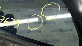 Door glass triangle rear left Mercedes W164 ML scratches