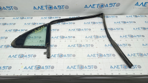 Door glass triangle rear right Cadillac CTS 14 - complete with glass seal, deformed guide, scratches