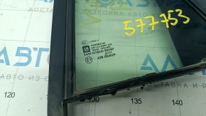 Rear left glass seal with triangle Chevrolet Volt 16 - molding deformed