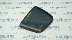 Door glass triangle with seal rear left Infiniti G25 G35 G37 4d 06-14 scratch