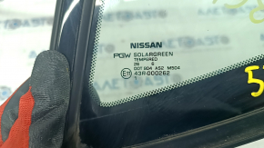 Rear left glass seal Nissan Maxima A36 16- with window, guide is deformed