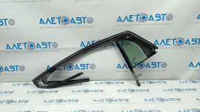 Rear right glass seal with triangle Chevrolet Volt 16 - molding deformed