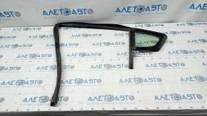 Door glass triangle rear left Chevrolet Volt 11-15 with glass seal, scratches