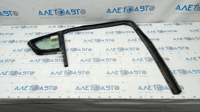 Door glass triangle rear right Chevrolet Volt 11-15 with glass seal, scratches