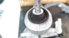 Upper front right lever BMW X5 E70 07-13, cracked silent and boot
