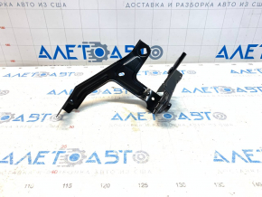 Lower left wing bracket BMW 5 G30 17-23