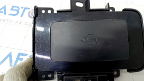 Wireless charger Toyota Prius 50 Prime 16-18 black, scratches