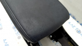 Central console armrest Toyota Prius 50 Prime 17-20 leather black, for cleaning