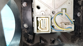 Nissan Leaf 11-12 gear shifter scratches on the handle