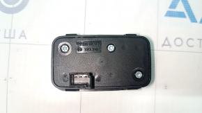 Mercedes W213 E 17-23 trunk lid closing button with lock