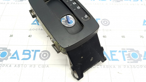 Ford Fiesta 11-19 gear shifter pad scratches, broken mount