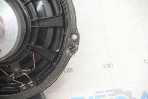 Speaker door rear right Ford Escape MK3 13-19 titanium 2Ohm is pressed, the guide is broken