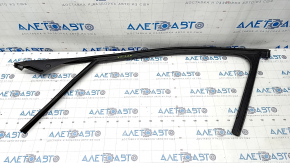Front right door glass seal Mercedes W213 E 17-23