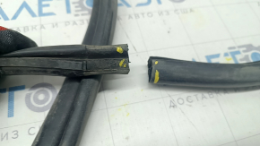 Rear left door seal Toyota Sequoia 08-16 is peeling