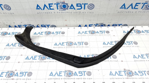 Left trunk lid seal Mercedes W213 E 17-23 on the body, the rubber has dried out