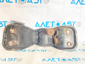 Ford Escape MK3 13-19 Driveshaft Bracket Rusty