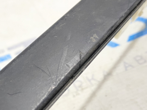 Windshield molding left Hyundai Sonata 11-15, scratches