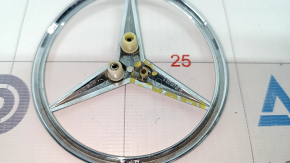 Emblem logo trunk lid Mercedes W213 E 17-23 broken guide