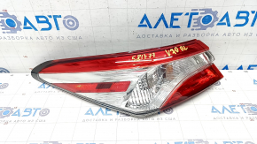 Light outer wing left Toyota Camry v70 18-20 halogen, light