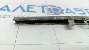 Molding front bumper central lower Mercedes W213 E 300/350/400/450 17-20 chrome, missing fragment, broken fasteners, scratches