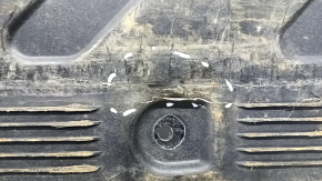Bottom protection left Mercedes W213 E 17-23 cracks, fractures