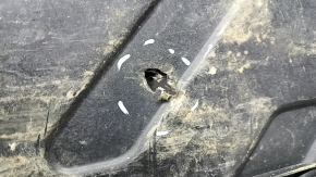 Bottom protection left Mercedes W213 E 17-23 cracks, fractures
